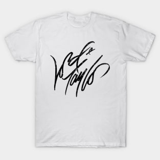 Lord & Taylor T-Shirt
